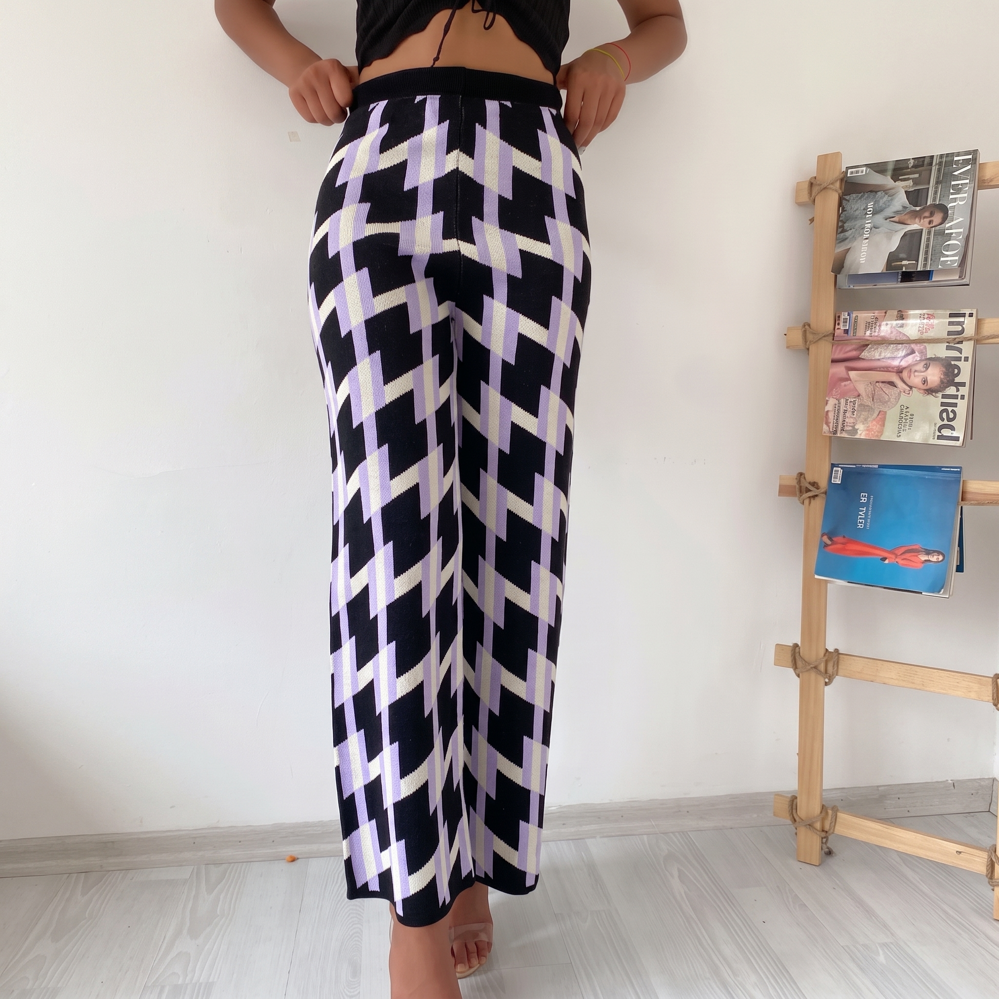 Retro Geometric Pattern Knit Wide-Leg Trousers in Purple & Black