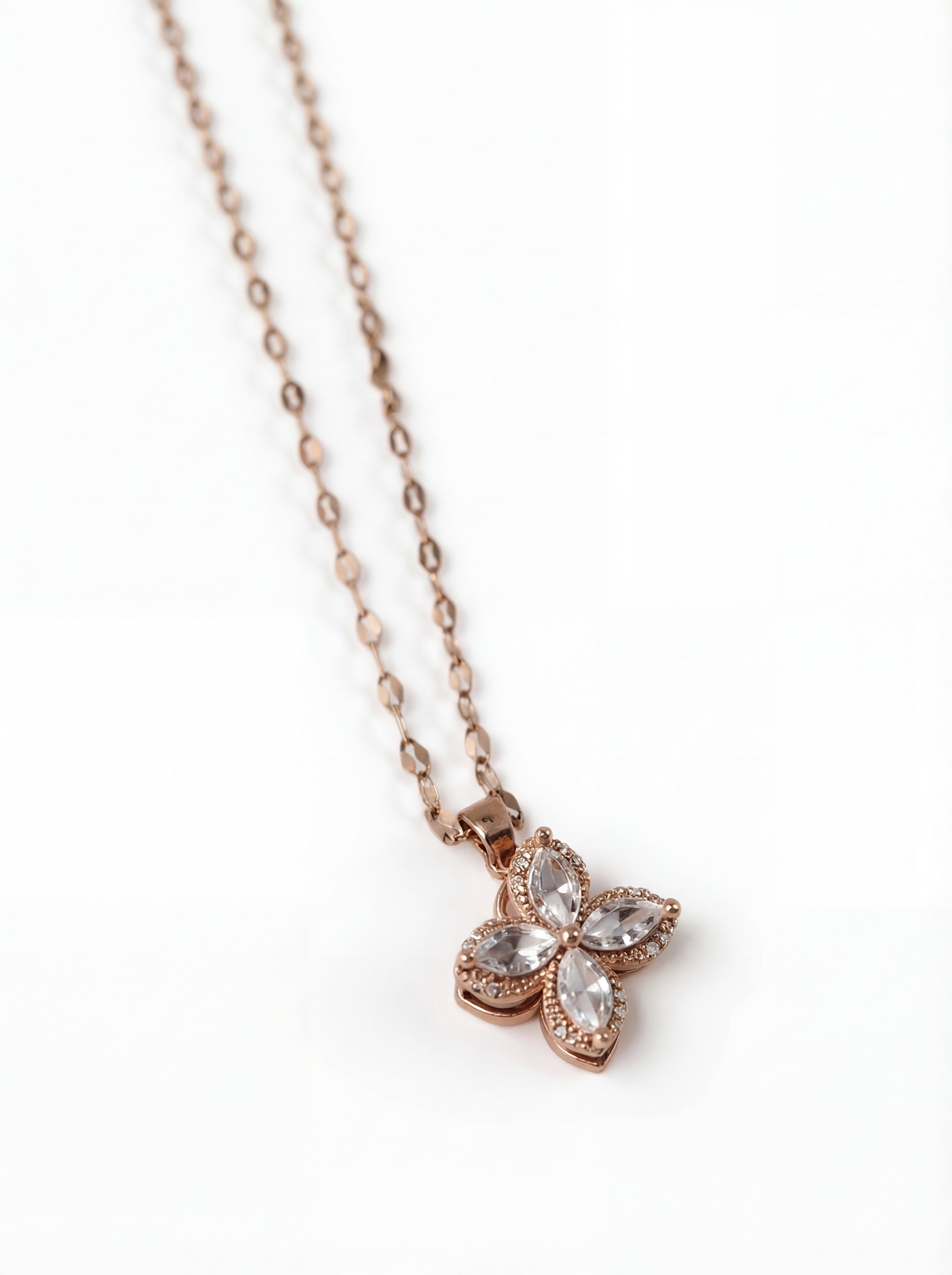 18K Rose Gold Plated Clover Zircon Necklace - Simple Style