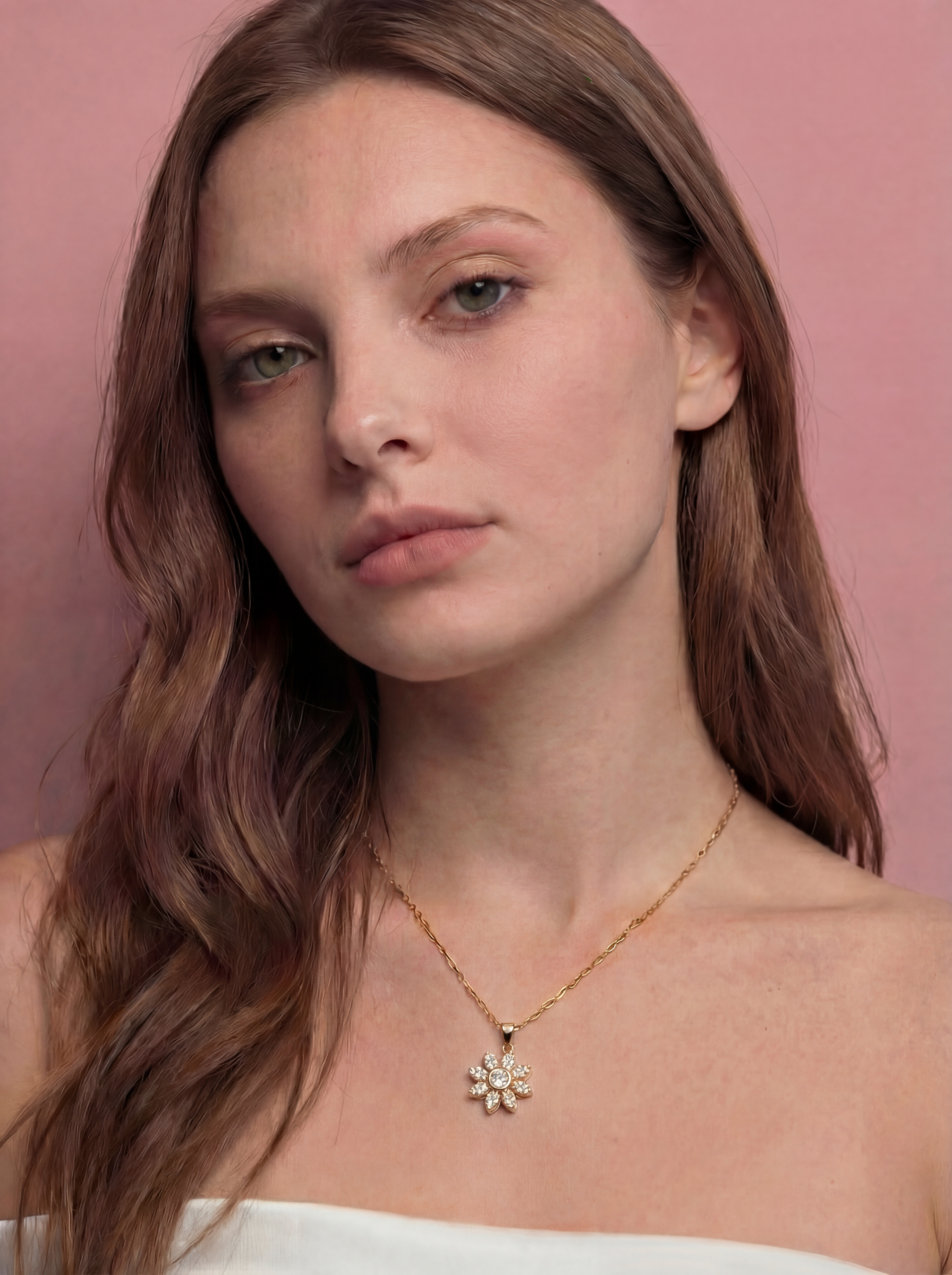 18K Gold Plated Zircon Flower Pendant - Dainty Simple Style