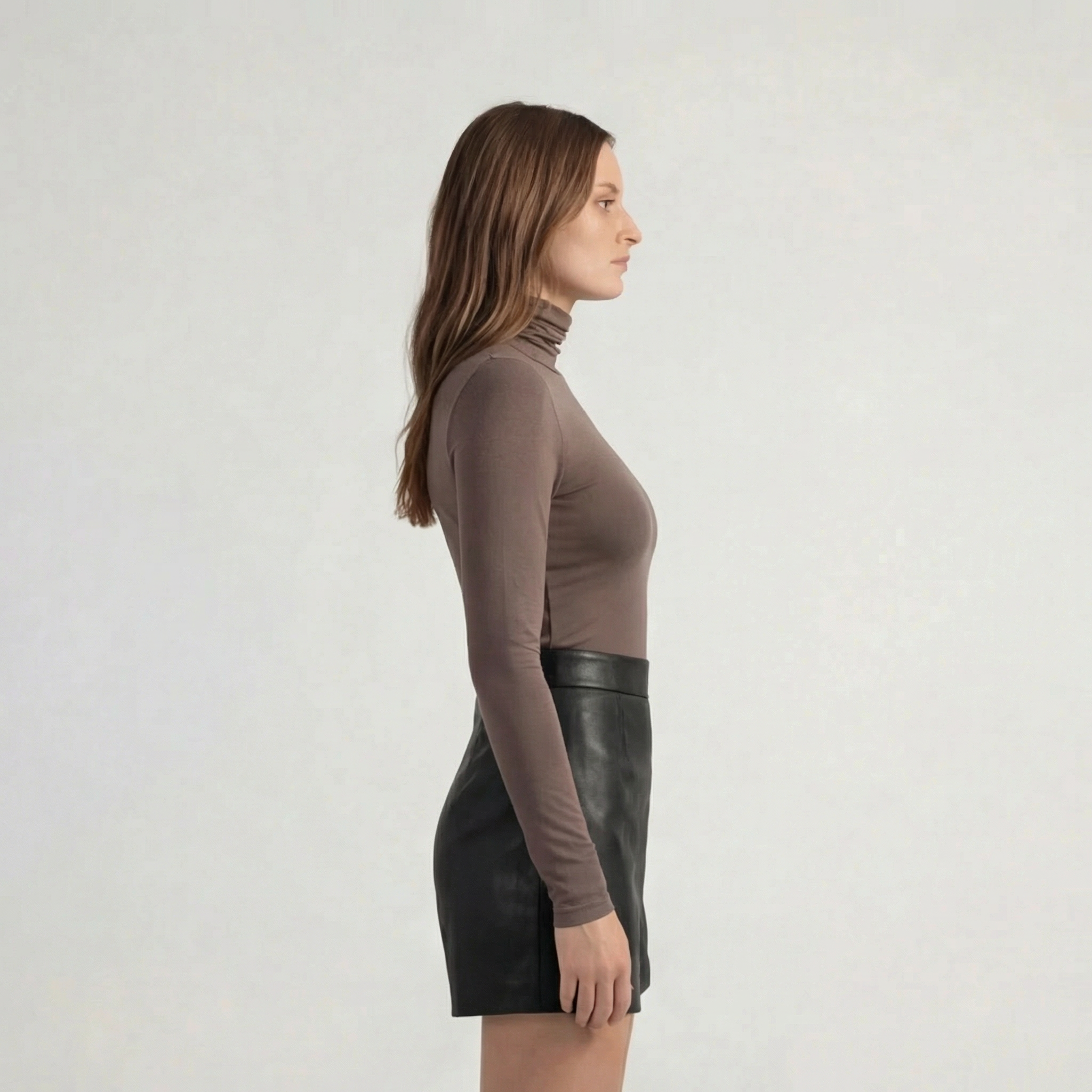 Schlichte schwarze High-Waist-Shorts in Leder-Optik
