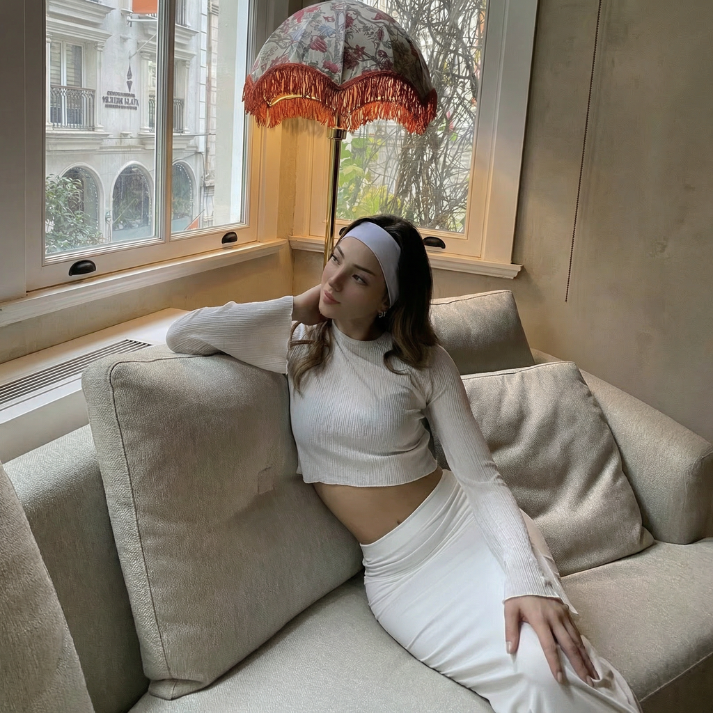Pleated Backless Long Sleeve Blouse in Off-White
