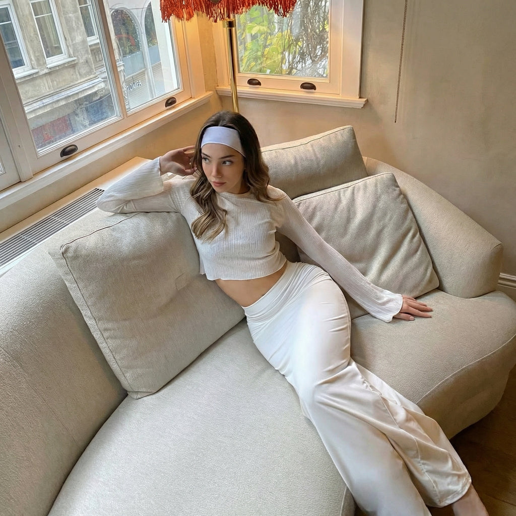 Pleated Backless Long Sleeve Blouse in Off-White