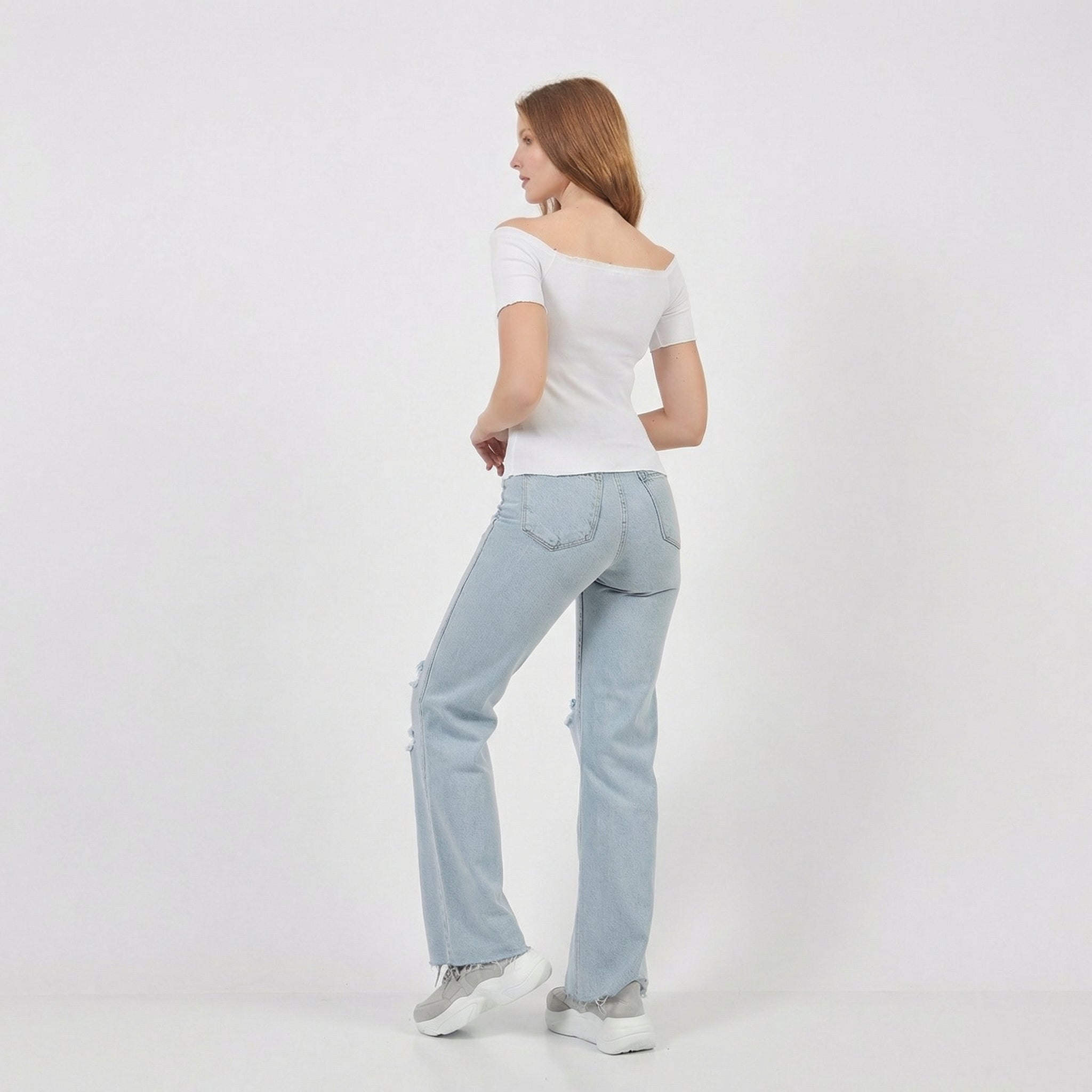 Kurzes Carmen-Off-Shoulder-Top in Weiß mit Rippenstruktur