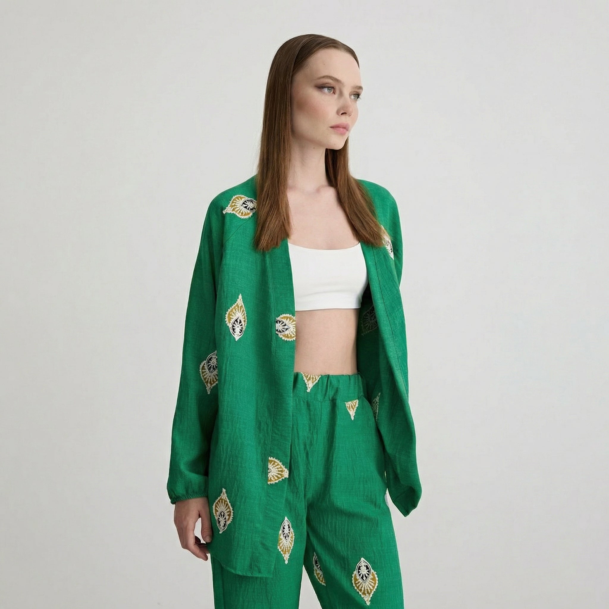 Gepflegte Hose mit Paisley-Muster in Benetton-Grün