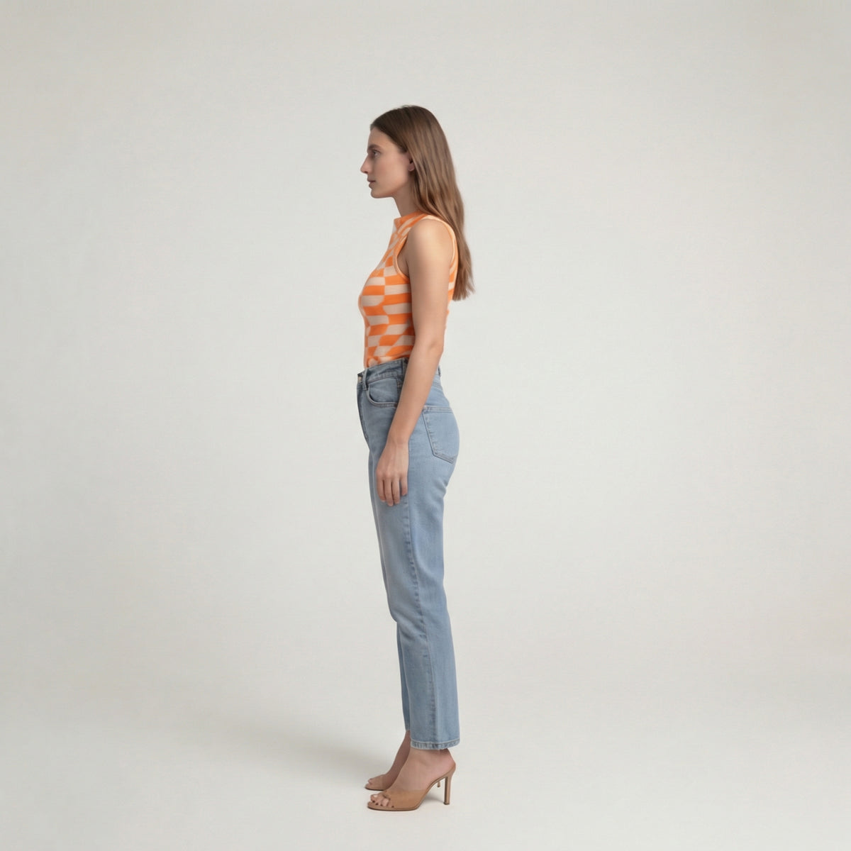 Ärmelloses Stricktop mit orangefarbenem Illusion-Schachbrettmuster