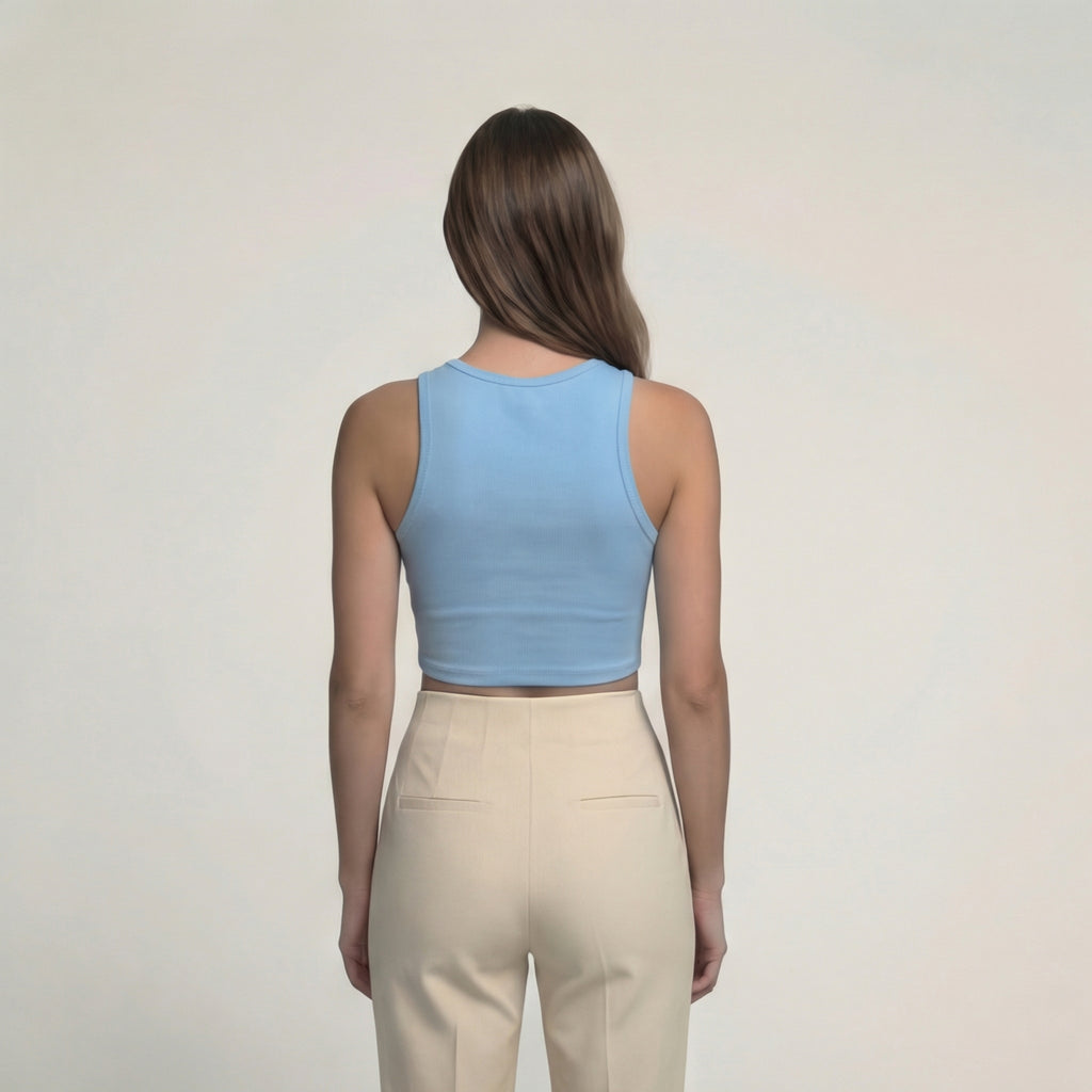 Hochgeschnittene, taillierte Bundfaltenhose in Cremébeige
