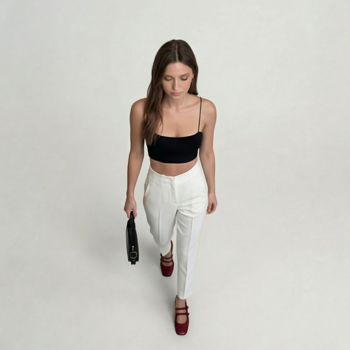 Elegante weiße High-Waist-Hose mit schmal zulaufendem Bein | Mizmiz Boutique