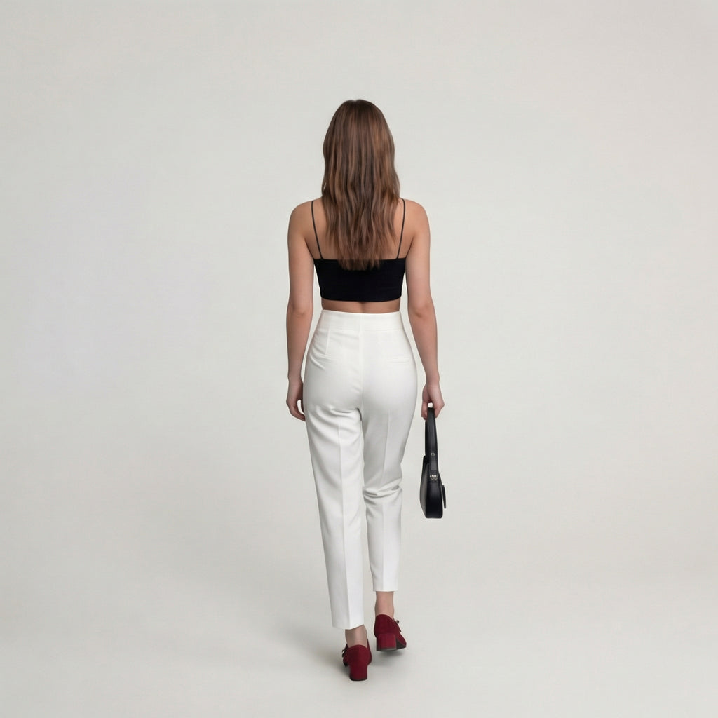 Elegante weiße High-Waist-Hose mit schmal zulaufendem Bein | Mizmiz Boutique