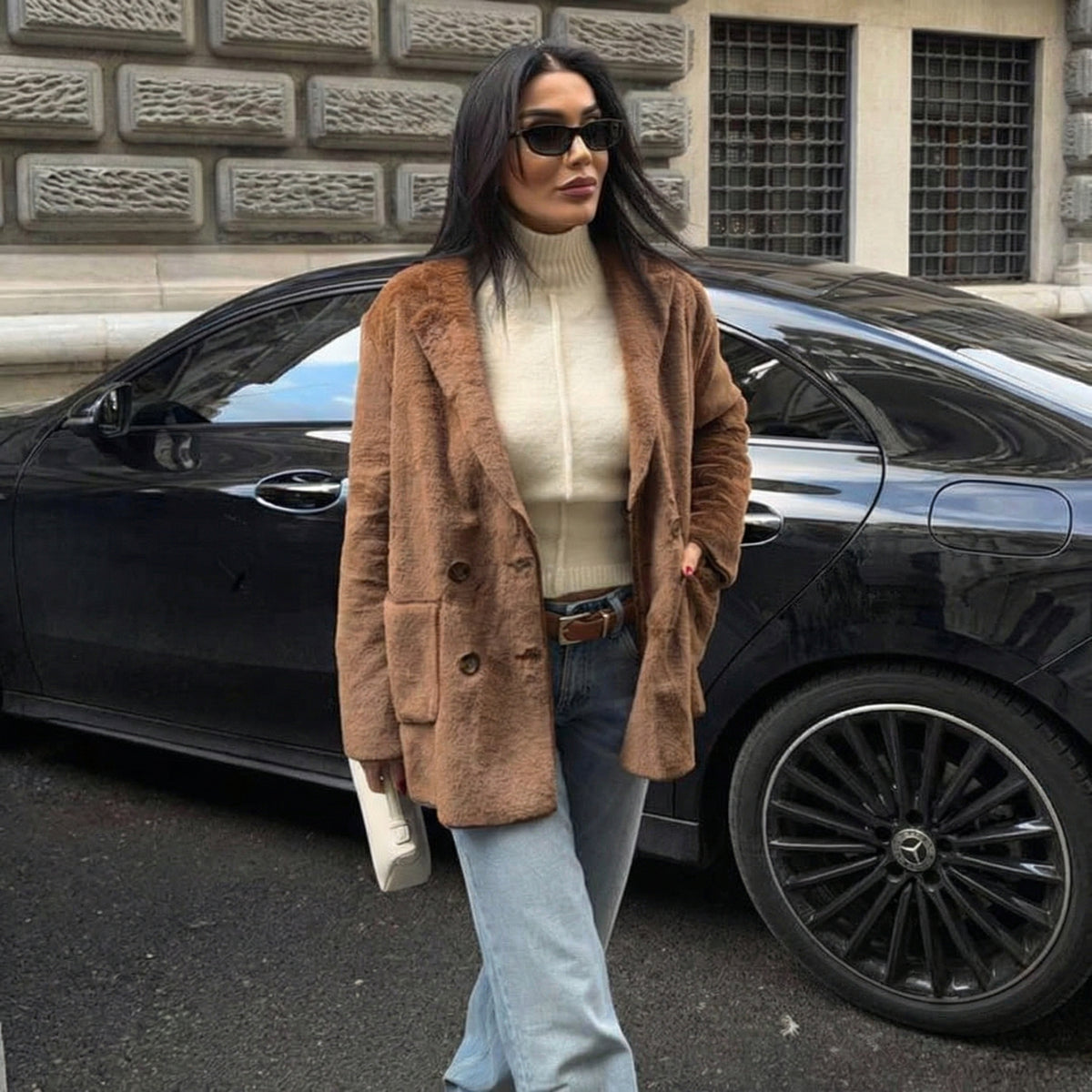 Flauschiger Teddy-Blazer in sattem Braun mit Reverskragen