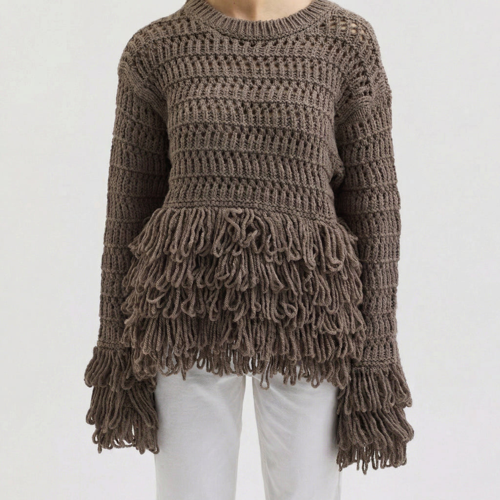Großgeschnittener Häkel-Pullover mit Fransen-Details in Braun