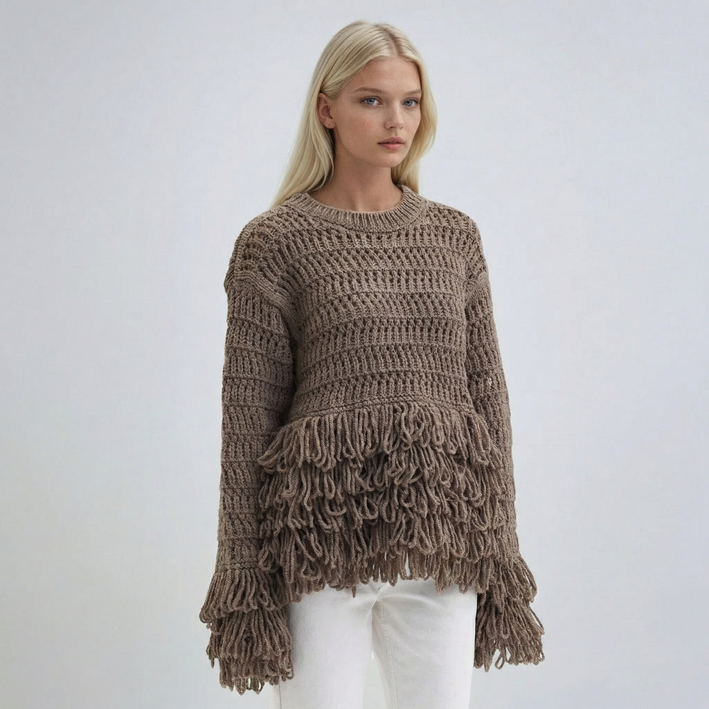 Großgeschnittener Häkel-Pullover mit Fransen-Details in Braun