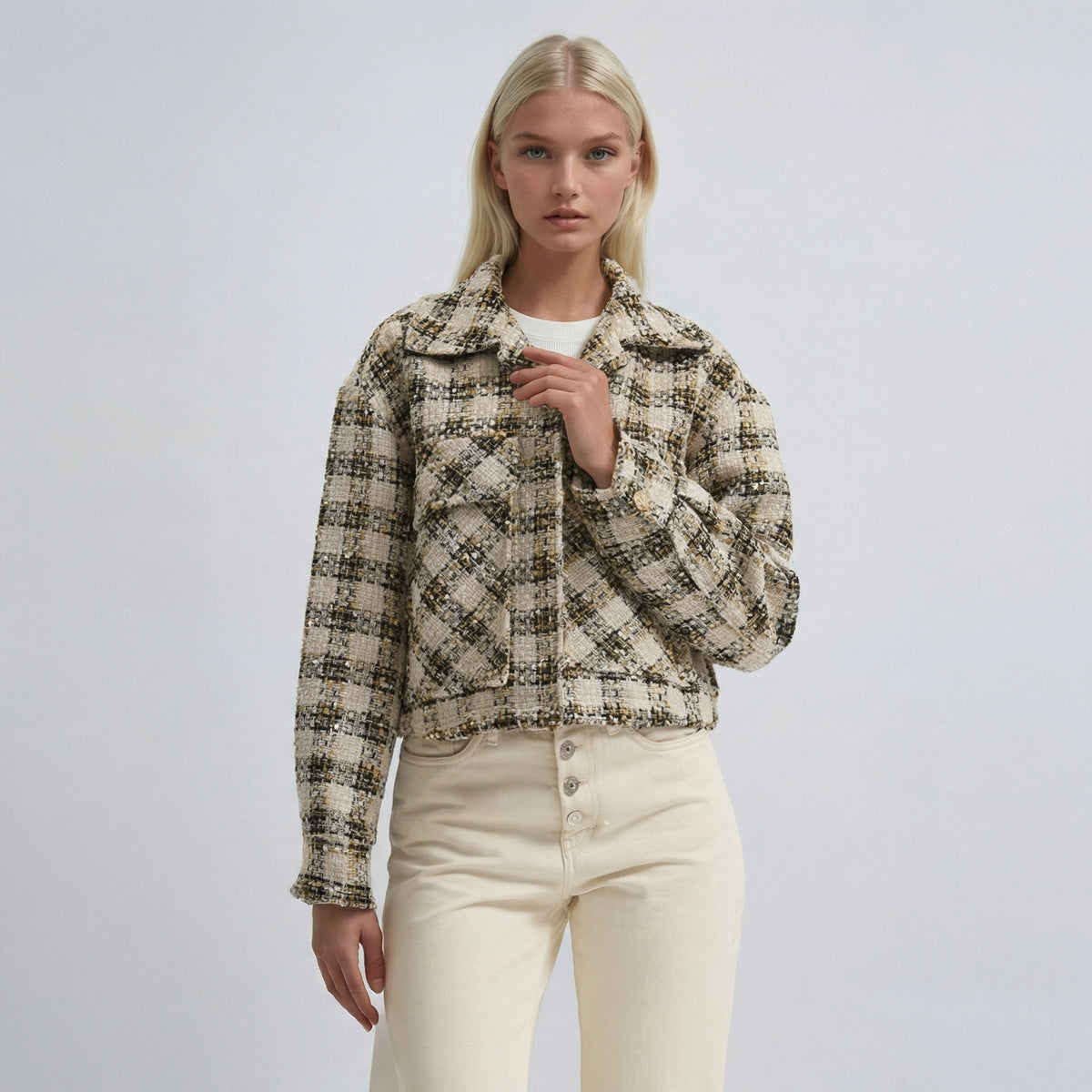 Beigefarbene, karierte Oversized-Shacket-Jacke mit Struktur