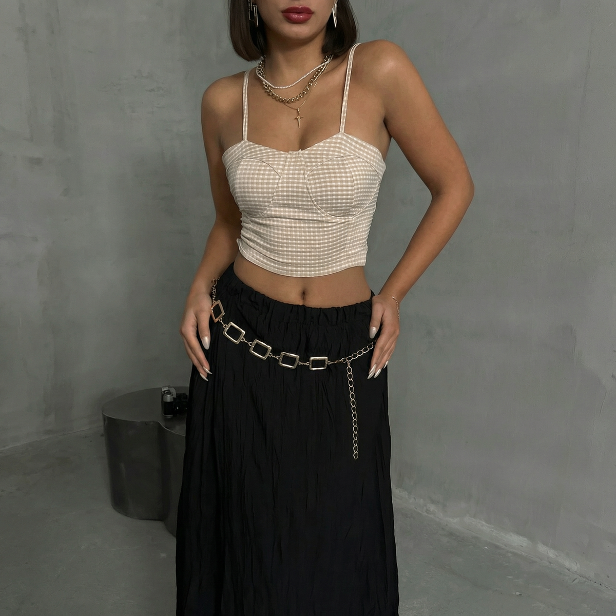 Bustier-Crop-Top mit Vichy-Karo in Stone und Herzbluse