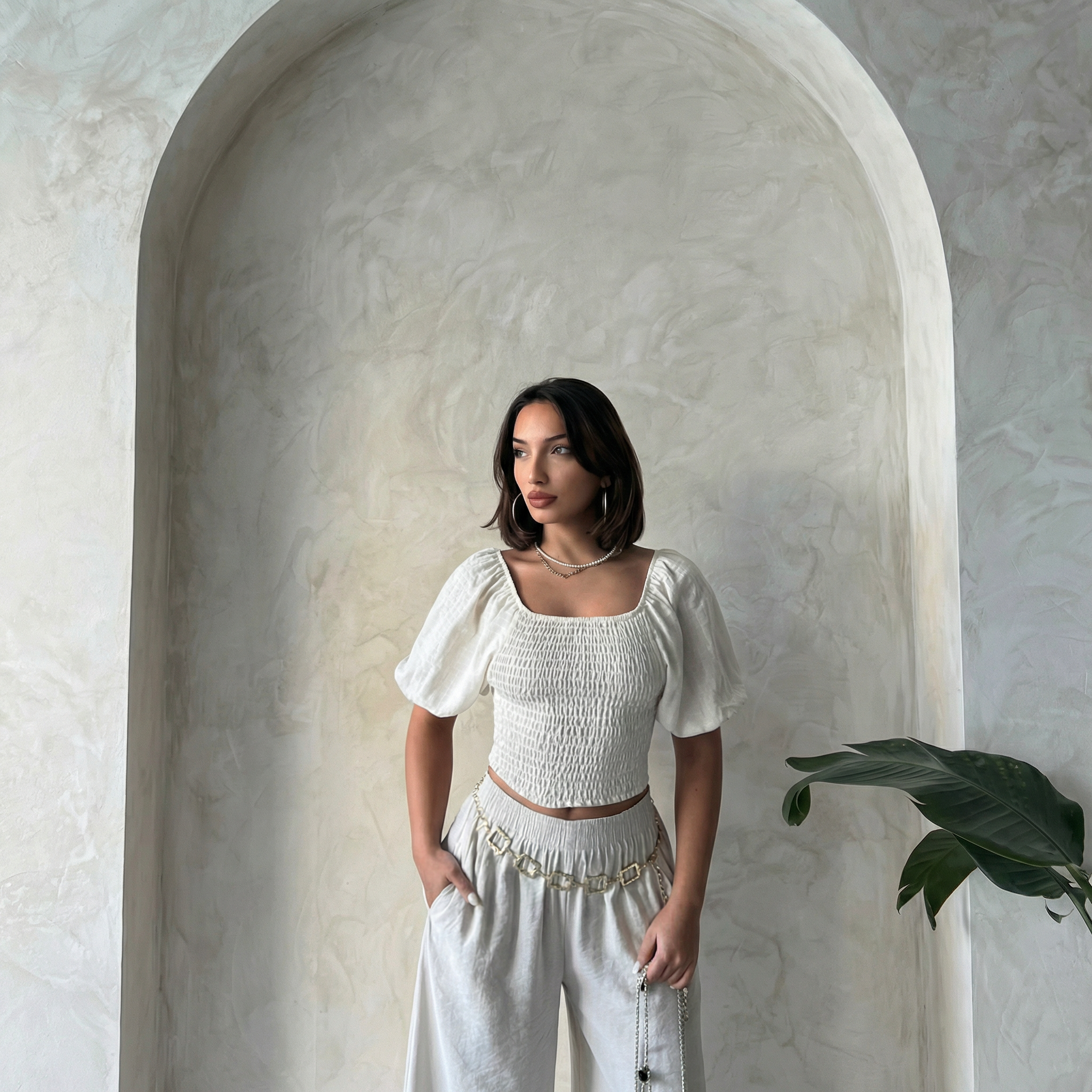 Echsenfarbenes, gesmoktes Off-Shoulder-Puffärmel-Crop-Top
